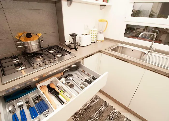 Апартаменты Blue Seagull By Portofinohomes